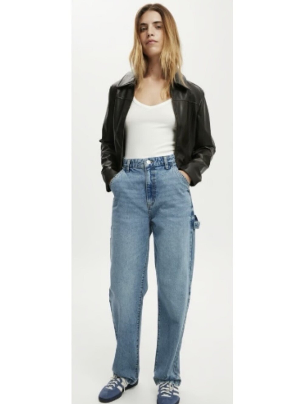 Cotton On Carpenter Jeans in Light Blue Wash Size 4